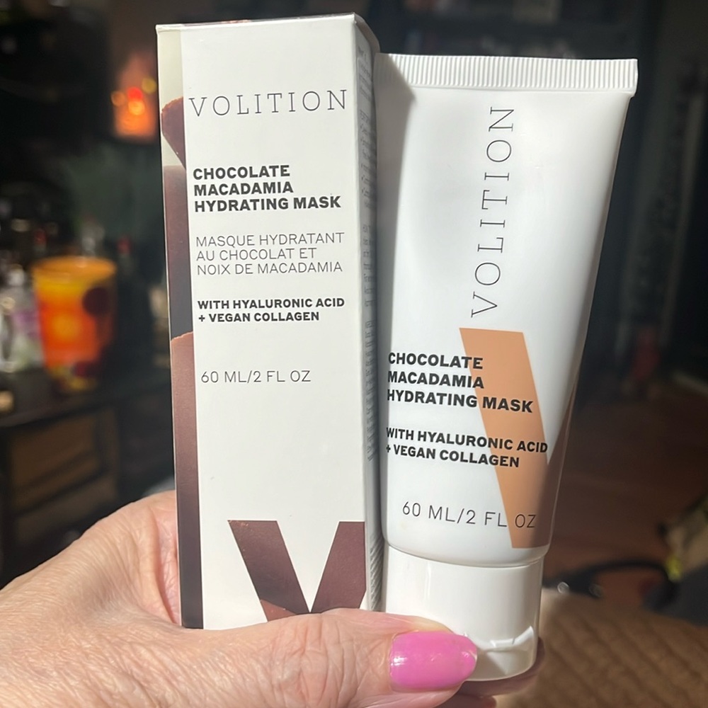 volition chocolate macadamia hydrating mask 60ml.  Brand New In Box Sealed!